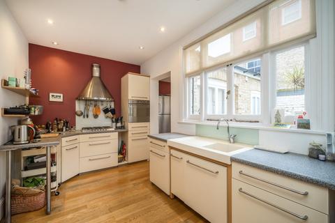 4 bedroom terraced house for sale, London W4