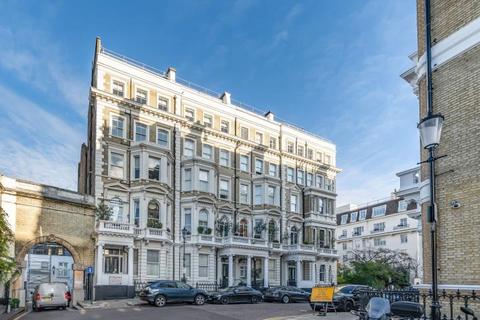 2 bedroom flat for sale, Cornwall Gardens Court, Cornwall Gardens, London, SW7