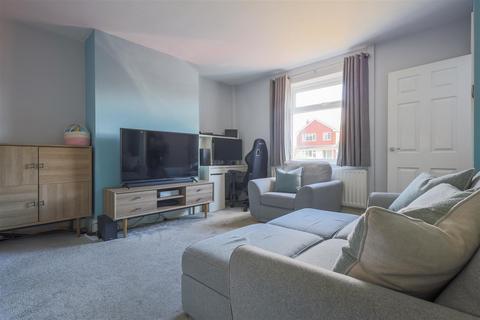 3 bedroom end of terrace house for sale, Mill Road, Cheadle