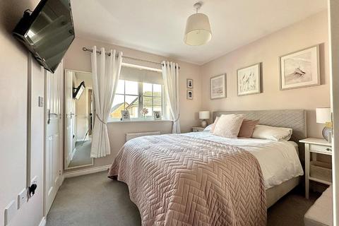 4 Downy Drive, Northampton, NN4 9FB