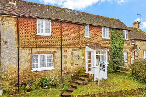 3 bedroom character property for sale, Church Place, Pulborough, West Sussex