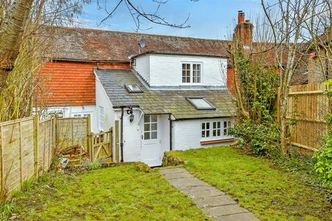 3 bedroom character property for sale, Church Place, Pulborough, West Sussex