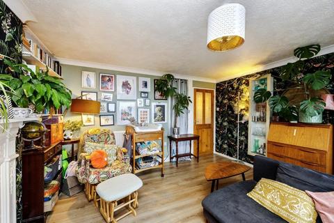 2 bedroom flat for sale, Hereford Street, Brighton, East Sussex, BN2 1LF