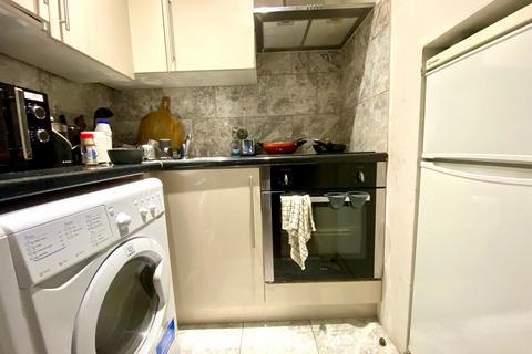 1 bedroom flat to rent, Allitsen Road, London, London