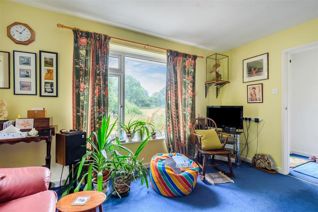 Sitting Room.JPG