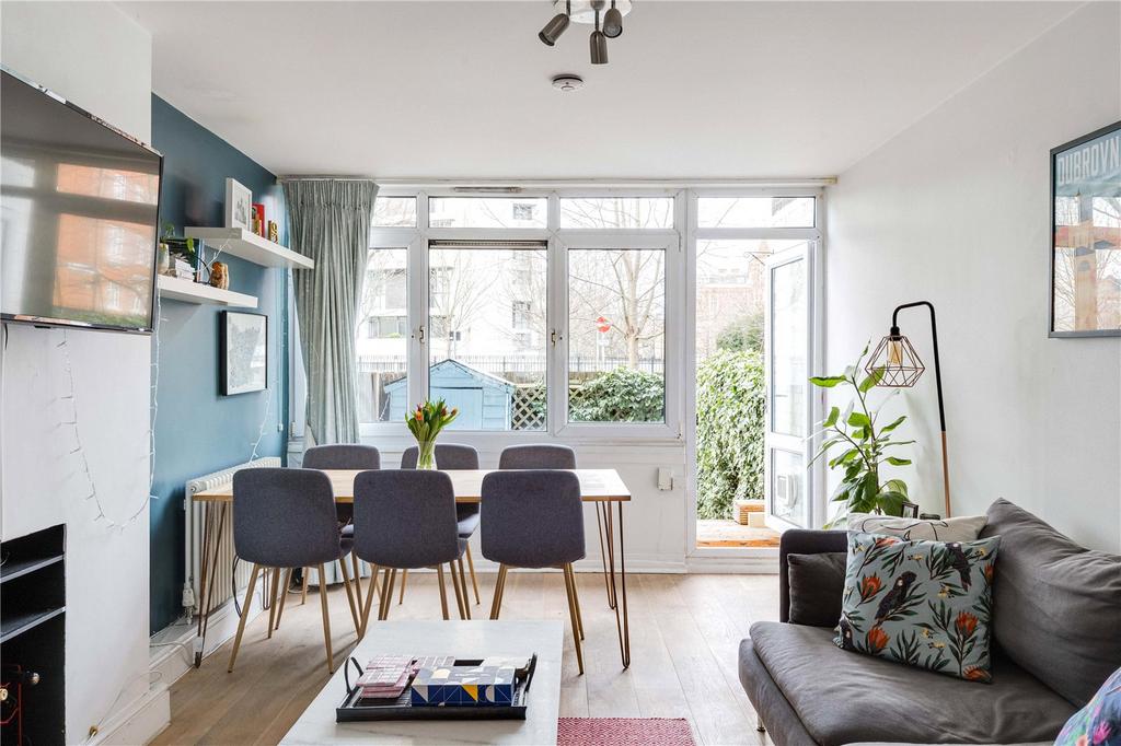 Lysander House, E2