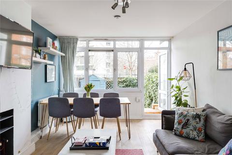Flat 14, Lysander House Temple Street, London, E2 6QH