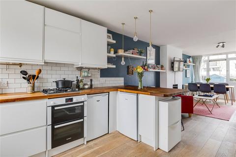 Flat 14, Lysander House Temple Street, London, E2 6QH