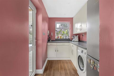 9 Cliveden Close, Cambridge, CB4 3LX