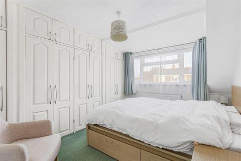 9 Cliveden Close, Cambridge, CB4 3LX