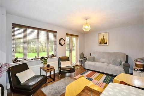 1 bedroom maisonette for sale, Park Place, Park Street