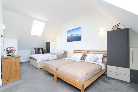 17 Cheviot Crescent, Whitehouse, Milton Keynes, MK8 1ER