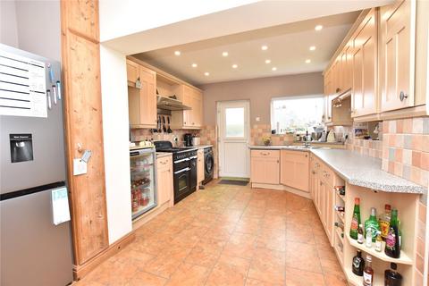 4 bedroom semi-detached house for sale, Barrowby Avenue, Leeds, West Yorkshire