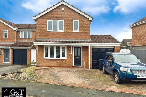 3 bedroom detached house for sale, Salcombe Drive, Brierley Hill