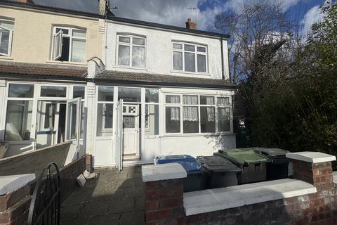 3 bedroom end of terrace house to rent, Croydon CR0