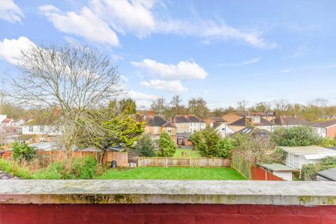 14a Pollard Road, Morden, SM4 6EG