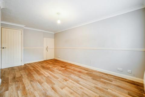 290 Brangwyn Crescent, London, SW19 2UF