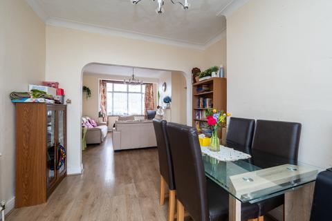 3 bedroom terraced house for sale, London Road, Sutton SM3