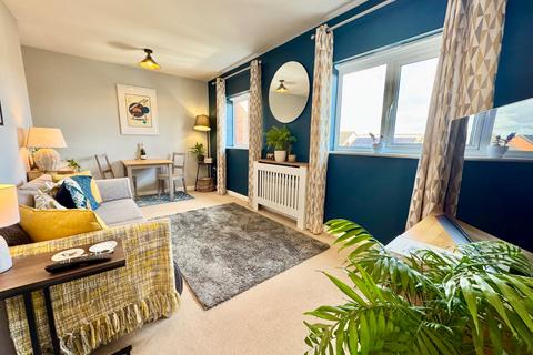 1 bedroom penthouse for sale, Gibson Close, Cheshire CW5