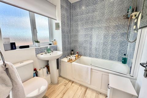 1 bedroom penthouse for sale, Gibson Close, Cheshire CW5