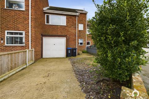 3 bedroom terraced house for sale, Briary Close, Kent CT9