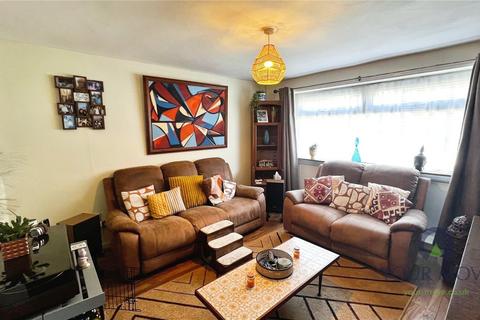 3 bedroom end of terrace house for sale, Dunwood Park Courts, Shaw OL2