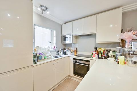 1 bedroom flat to rent, Craven Street, The Strand, London, WC2N