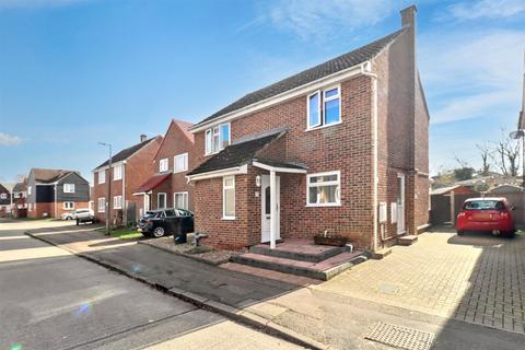 4 bedroom detached house for sale, Ennerdale Avenue, Great Notley