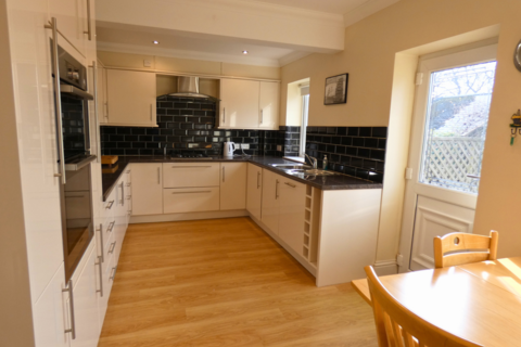 4 bedroom detached house for sale, St. Andrews Road, Bridport DT6