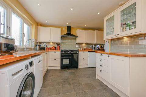 4 bedroom detached house for sale, French Laurence Way, Chalgrove OX44