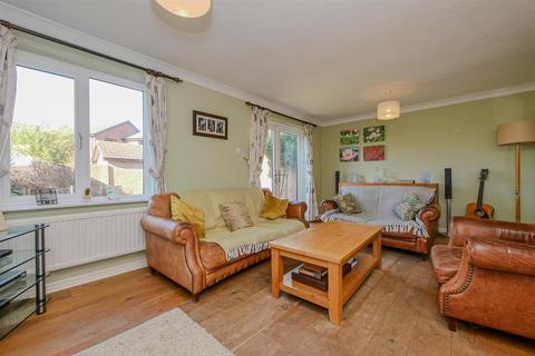 4 bedroom detached house for sale, French Laurence Way, Chalgrove OX44