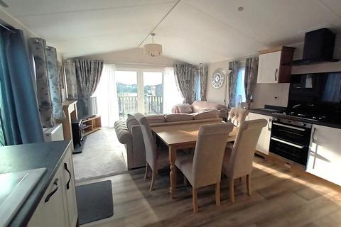 undefined, Little London, Longhope