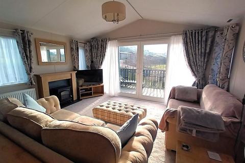 undefined, Little London, Longhope