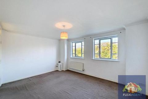 undefined, 20 Queens Road, Merseyside PR9