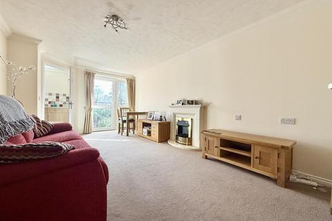 1 bedroom apartment for sale, Heathville Road, Gloucester GL1