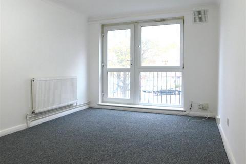 1 bedroom flat to rent, Whitehorse Lane, South Norwood