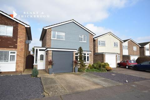 4 bedroom detached house for sale, Pembroke Gardens, Clacton-on-Sea