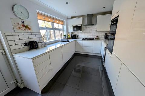 4 bedroom detached house for sale, Pear Tree Hey, Yate