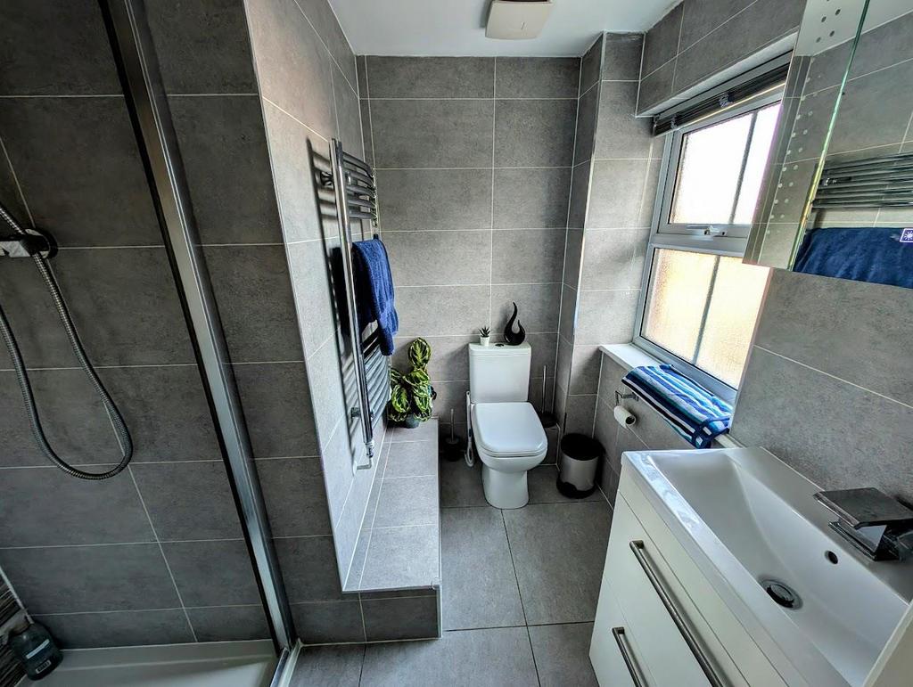 En suite.jpg