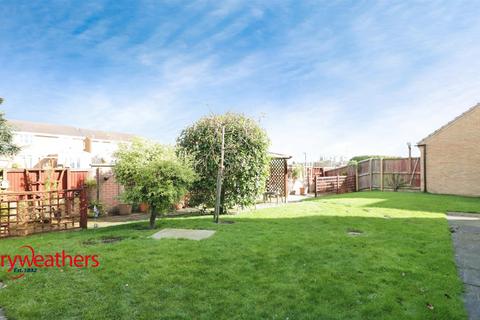7 Cooper Close, Brampton Bierlow, Rotherham, S63 6LS