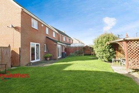 7 Cooper Close, Brampton Bierlow, Rotherham, S63 6LS