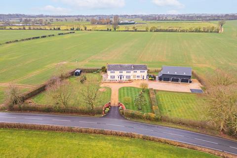 5 bedroom detached house for sale, Shelfanger Road, Diss IP22