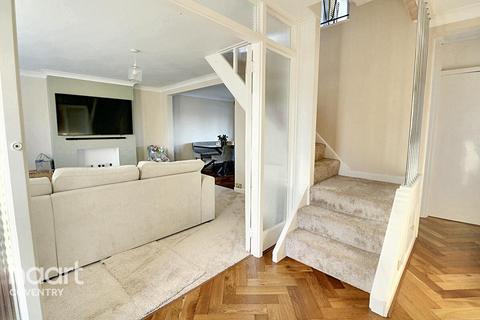318 Broad Lane, Coventry, CV5 7AT