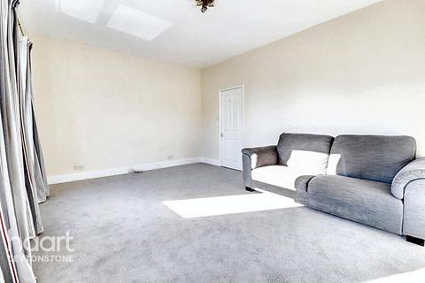 2 bedroom flat for sale, High Road Leytonstone, London