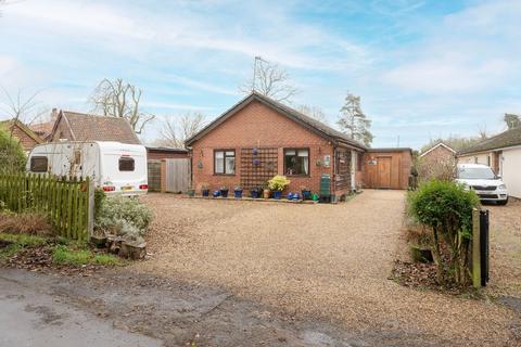 4 bedroom detached bungalow for sale, Low Lane, Rockland All Saints