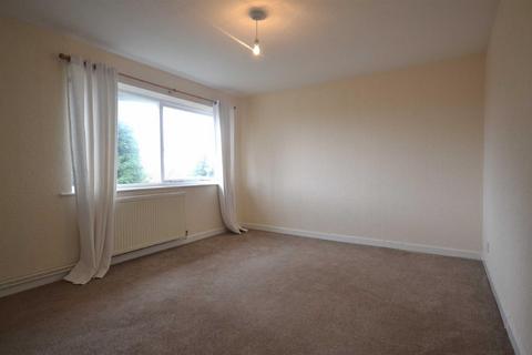 2 bedroom flat to rent, Lonsdale Walk, Kitt Green, Wigan, WN5 0DZ