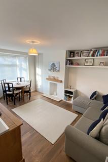 2 bedroom ground floor flat for sale, White Hart lane, Barnes, London, SW13