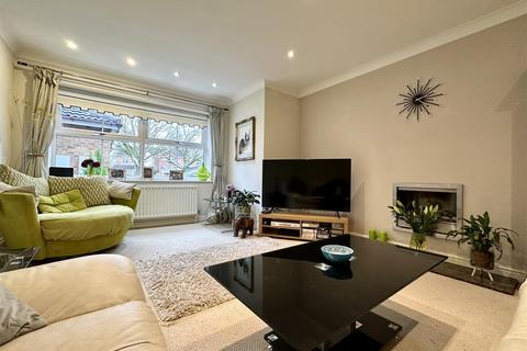 20 Johns Close, Studley, B80 7EQ