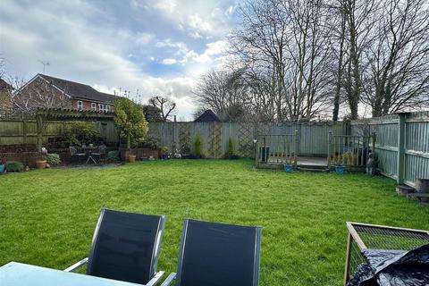 20 Johns Close, Studley, B80 7EQ