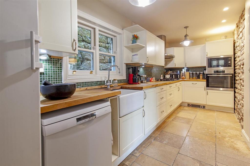 Kitchen-1.jpg